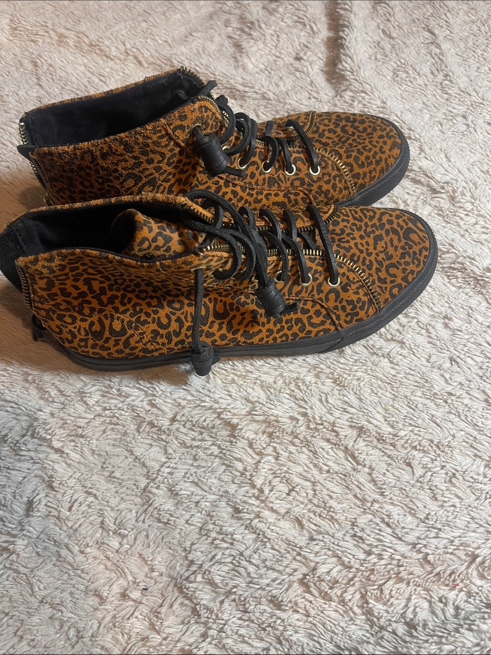 Sperry women’s Leopard-Print High-Top Sneakers in Brown size 8